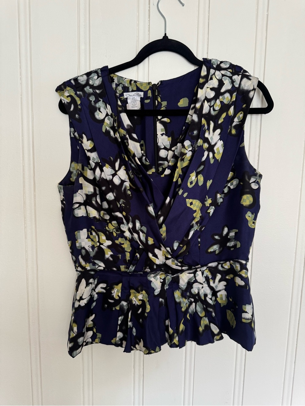 Oscar de la Renta Navy Floral Sill Sleeveless Top